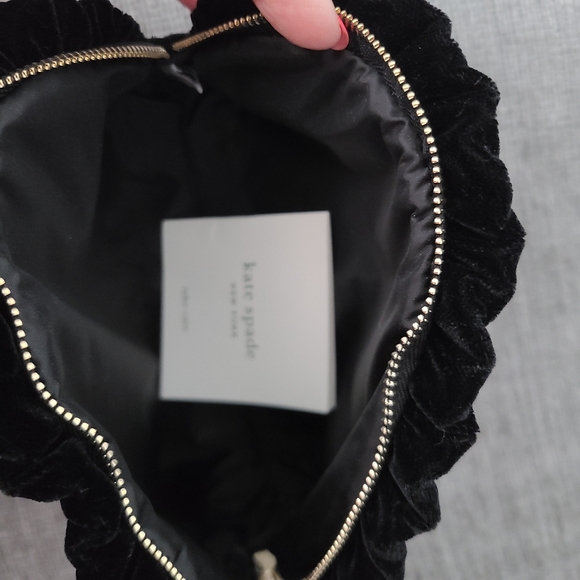 NWOT - Kate Spade Large Cosmetic Case 💄 - Picture 8 of 13